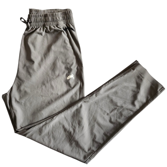 Alphalete Swift Training Pant In Concrete Gray - Picture 1 of 5